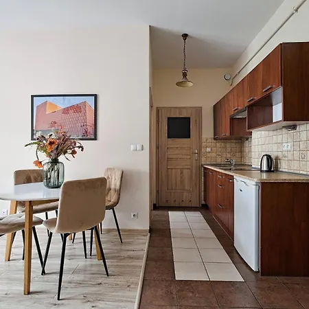 Urban Nest Józefitów 5 Apartman *