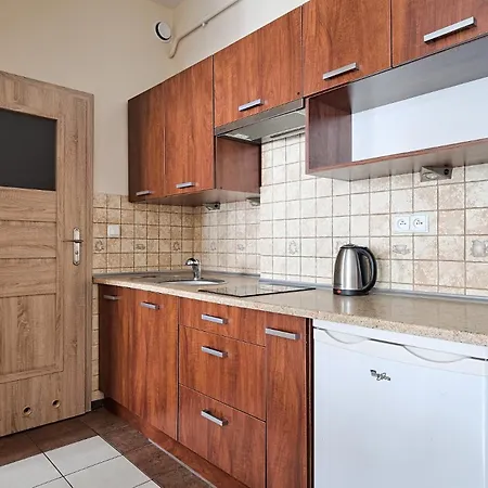 Urban Nest Józefitów 5 *