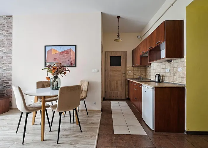 Urban Nest Jozefitow 5 شقة *